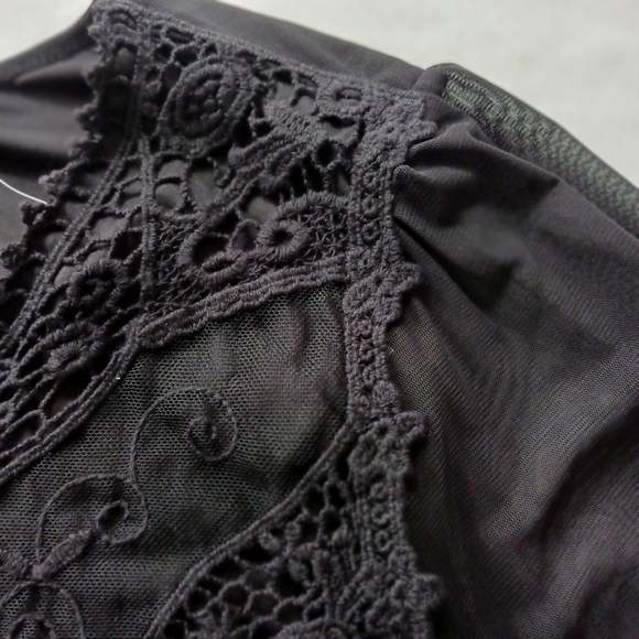 Cato • Women's Black Sheer Crochet Lace Bell Sleeve Peasant Blouse - Picture 6 of 16